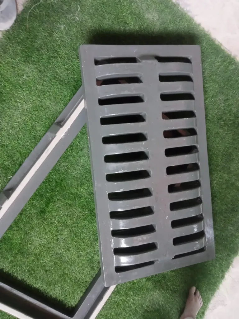 Rectangular Water Gully Cover (Back Side)